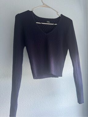 Women’s ' Navy Knit sweater size medium